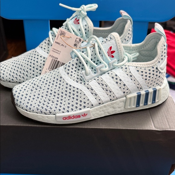 Adidas Kids NMD R1 C White and Blue Sneakers BRAND NEW SIZE 3 with box - Picture 1 of 8